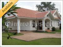 House for rent with swimming pool in Vientiane Laos