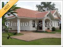 House for rent with swimming pool in Vientiane Laos