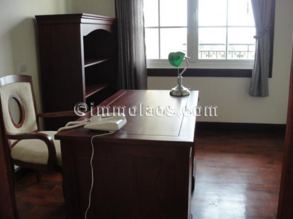 Modern apartment with pool for rent in Vientiane Laos