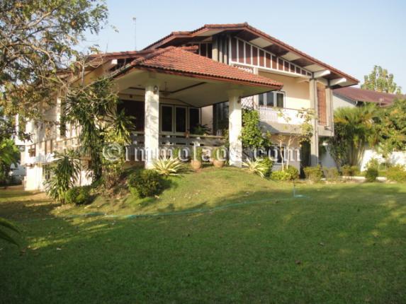 Colonial house for rent in Vientiane Laos